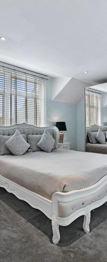 Hampstead Opulence Apartment - Luxurious Split Level Property Londýn Exteriér fotografie